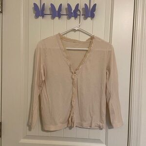 J.Crew women’s cream frill button v-neck lightweight 3/4 sleeve‎ blouse medium